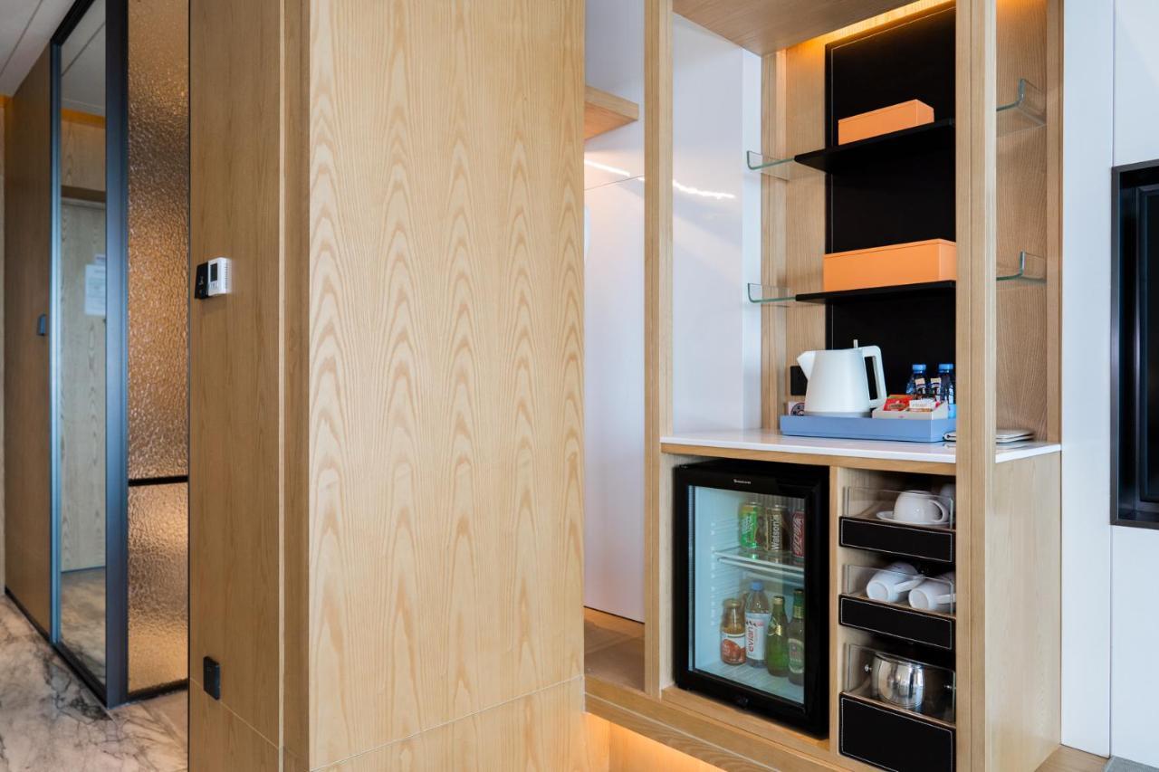 Crowne Plaza Shenzhen Nanshan By Ihg Exterior photo